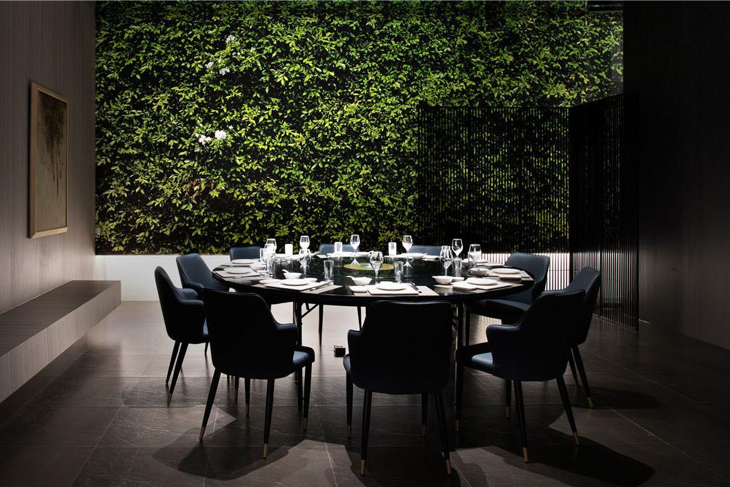 “云淡风轻私房菜”精品餐厅，轻灵惬意的就餐氛围